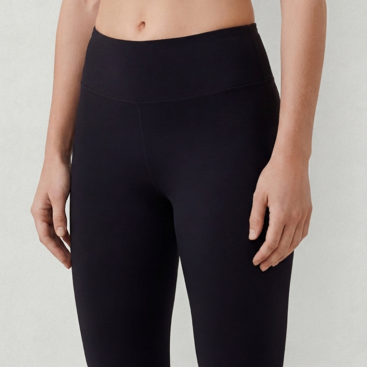 The Air High-Rise Capri Leggings
